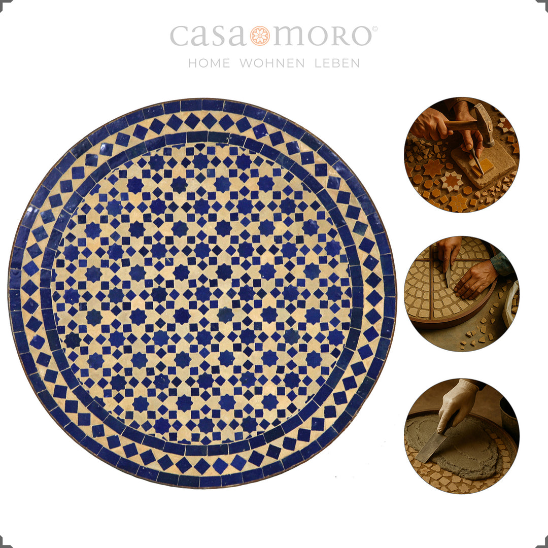 Mesa de varanda de estilo oriental em azul-terracota com uma elegante estrutura metálica curvada