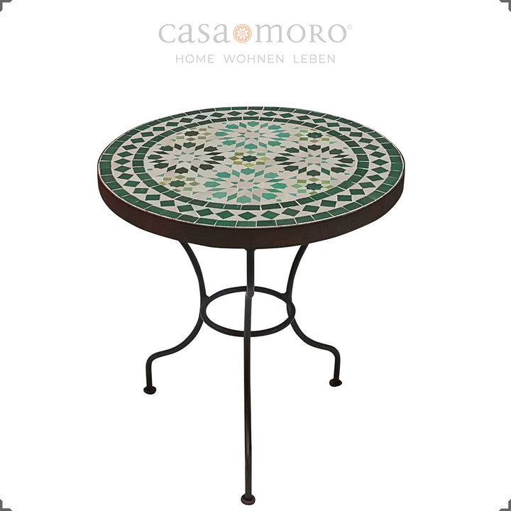 Mesa de apoio redonda com estrutura em ferro forjado com acabamento em verniz transparente – versátil