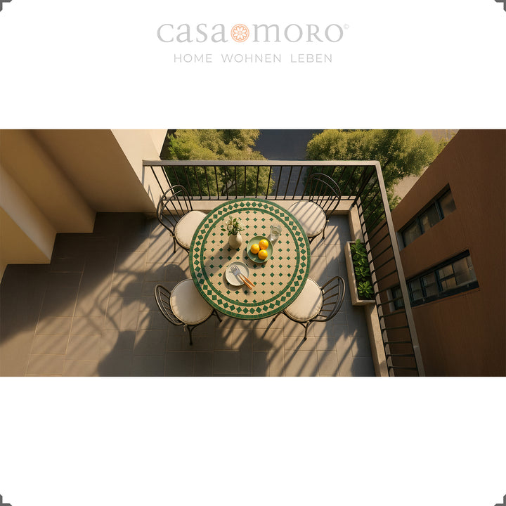 Mesa redonda em mosaico para sala de jantar e terraço