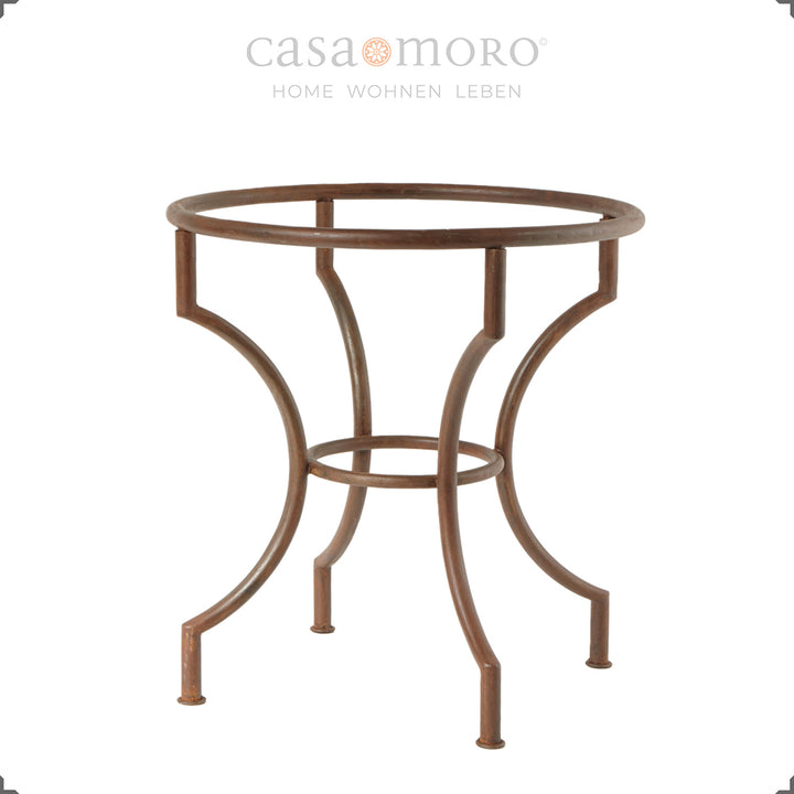 Estrutura da mesa em ferro forjado com acabamento lacado transparente – elegante e resistente