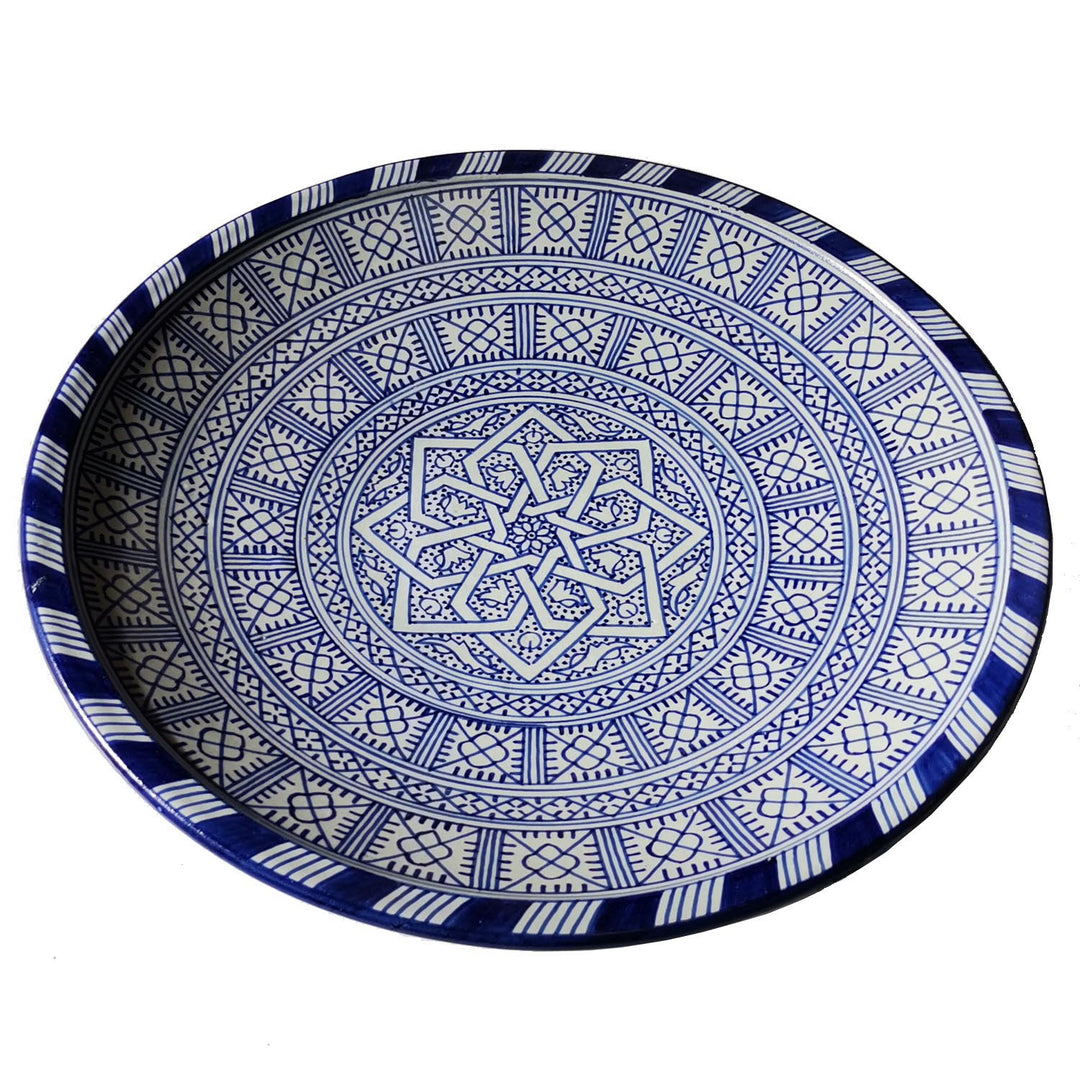 Taça de cerâmica pintada à mão F043, proveniente de Marrocos