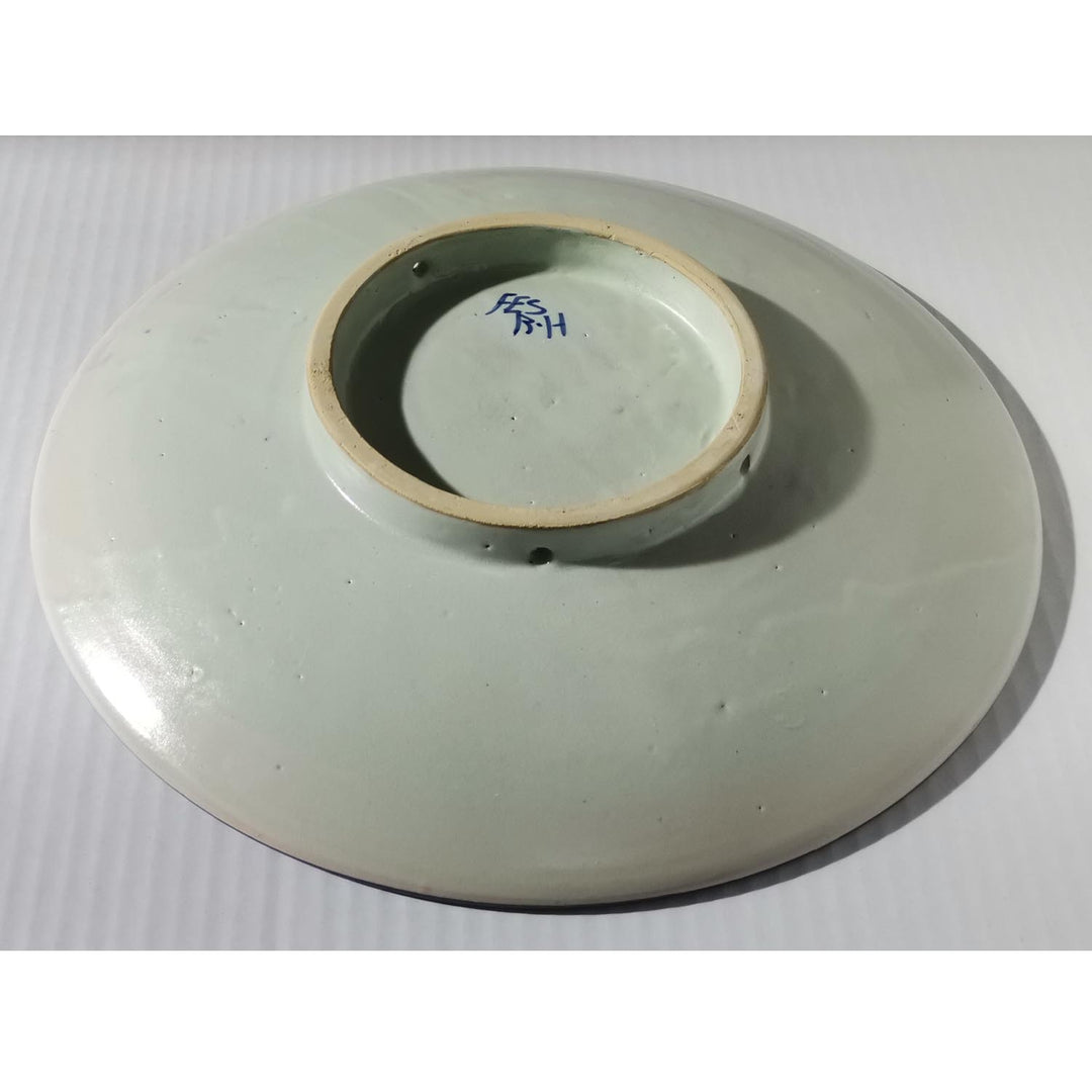 Taça de cerâmica pintada à mão F043, proveniente de Marrocos