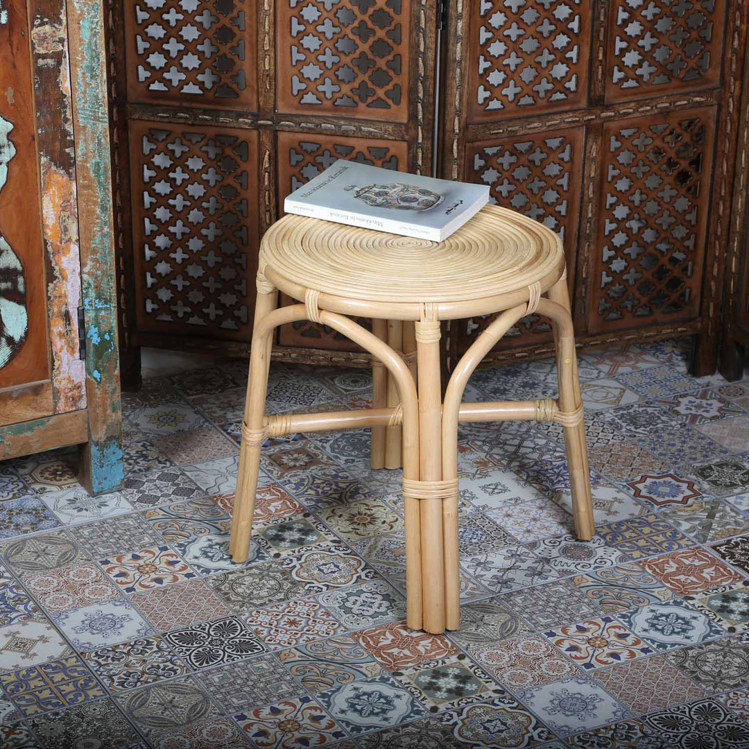 Mesa auxiliar de rattan Deria