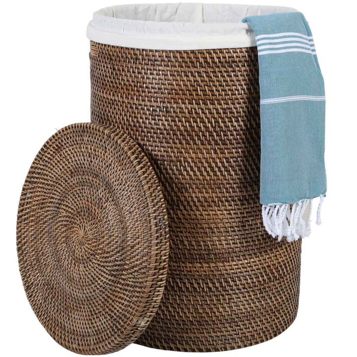 Cesto de roupa suja em rattan Cleo Castanho