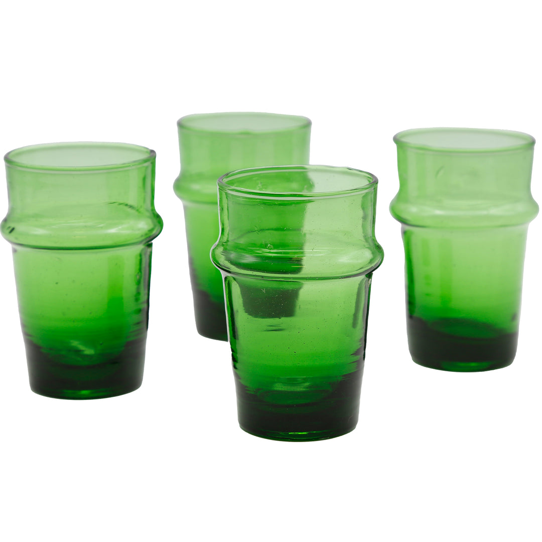 Conjunto de copos de cappuccino em vidro verde, composto por 4 peças, soprados à mão e com inclusões visíveis