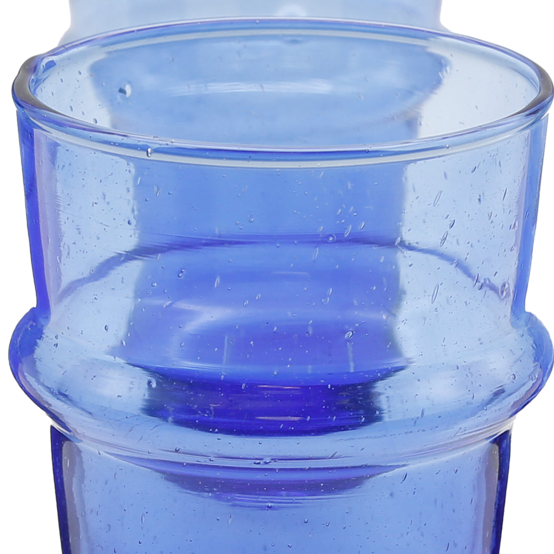 Copos de cocktail azuis feitos de vidro reciclado – elegantes e feitos à mão
