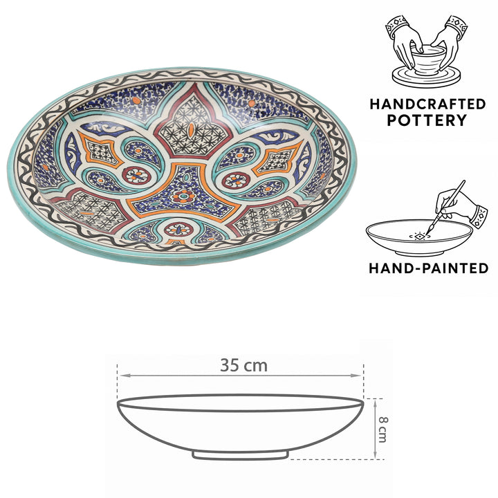 Taça de cerâmica marroquina de Fez, pintada e moldada à mão, com ornamentos florais e geométricos coloridos, com 35 cm de diâmetro e 8 cm de altura