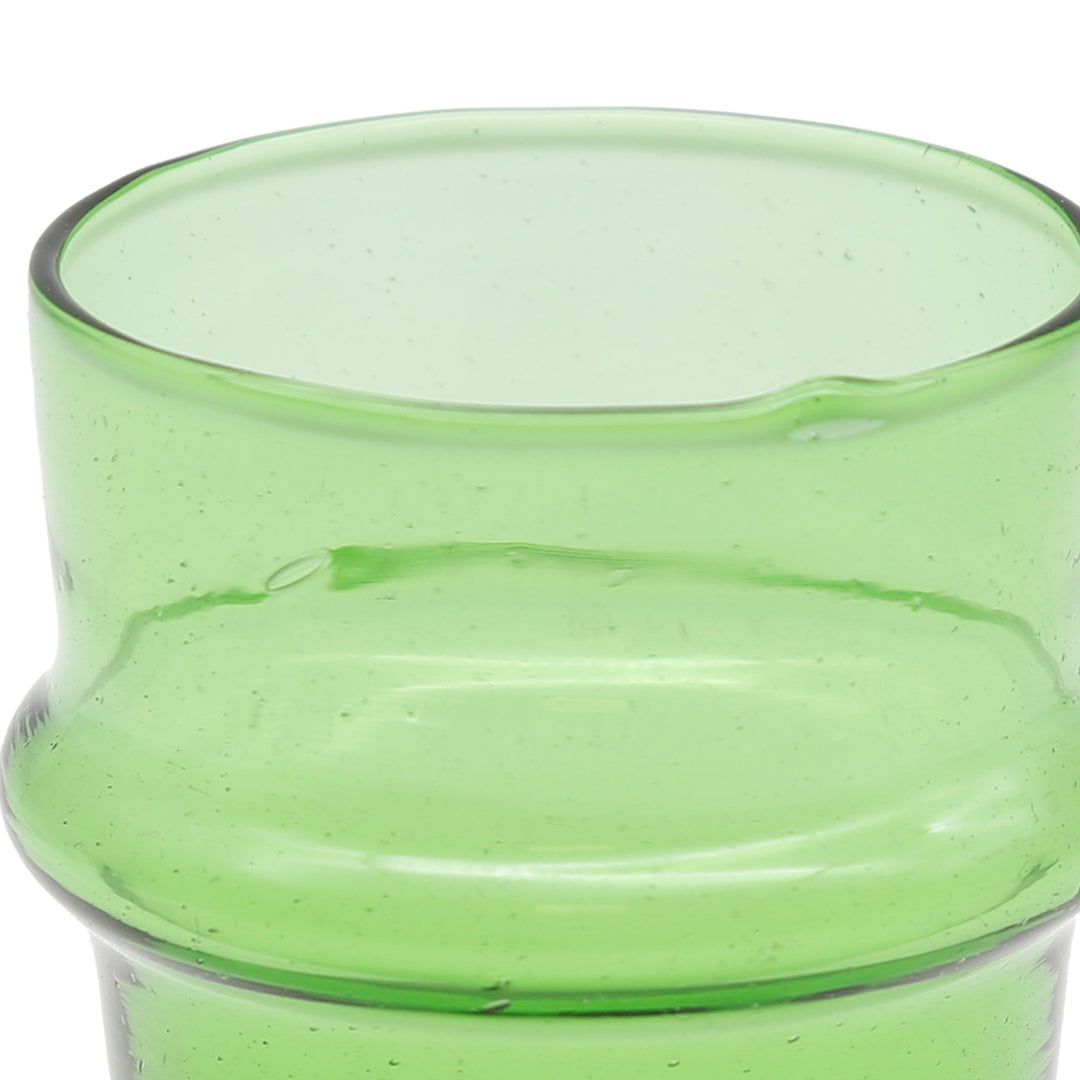  Copos em verde, adequados para café, chá ou cappuccino – de forma orgânica e soprados à mão