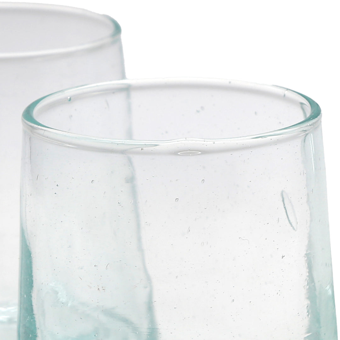Copo de Latte Macchiato – peça única transparente, soprada à mão a partir de vidro reciclado