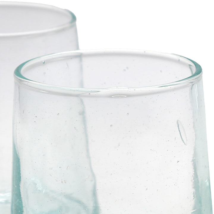 Copo de Latte Macchiato – peça única transparente, soprada à mão a partir de vidro reciclado