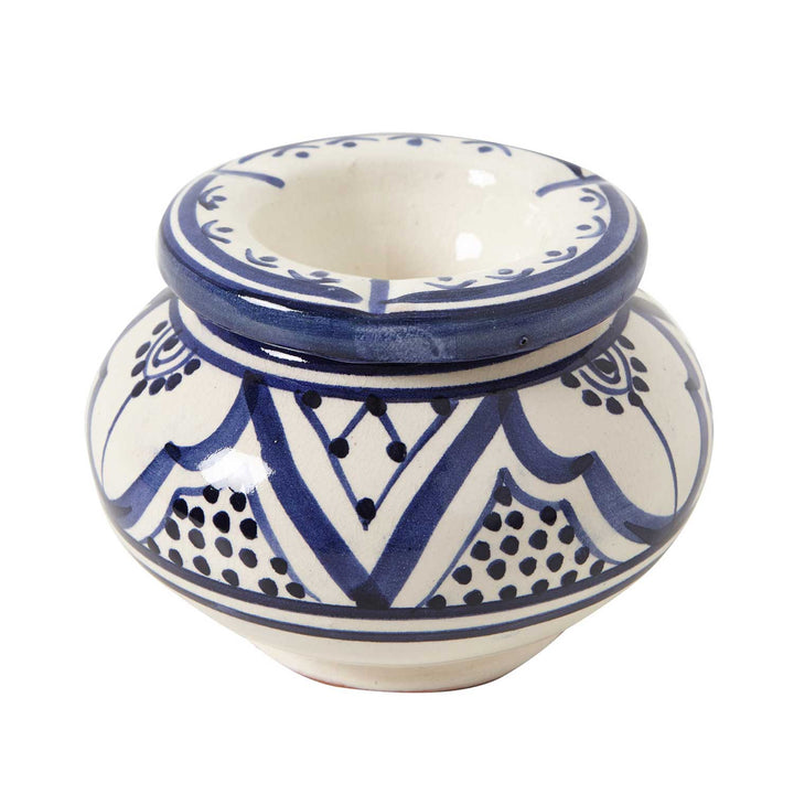 Cinzeiro de cerâmica branco