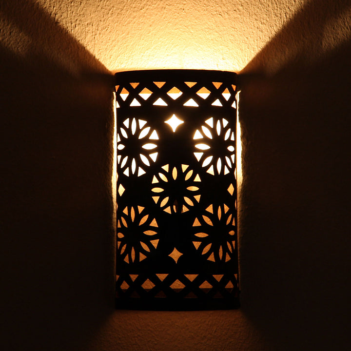 Candeeiro de parede oriental em ferro EWL08
