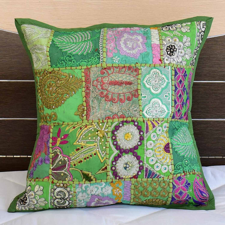Almofada indiana em patchwork Mar
